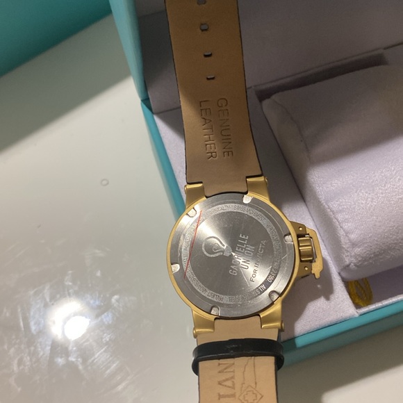 Gabrielle union ladies Invicta watch never worn